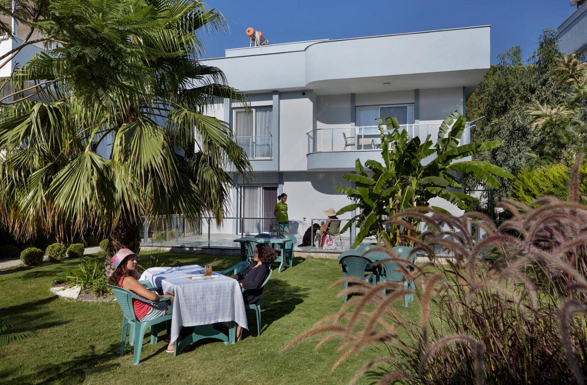 Palmiyem Apart Otel Seferihisar Εξωτερικό φωτογραφία